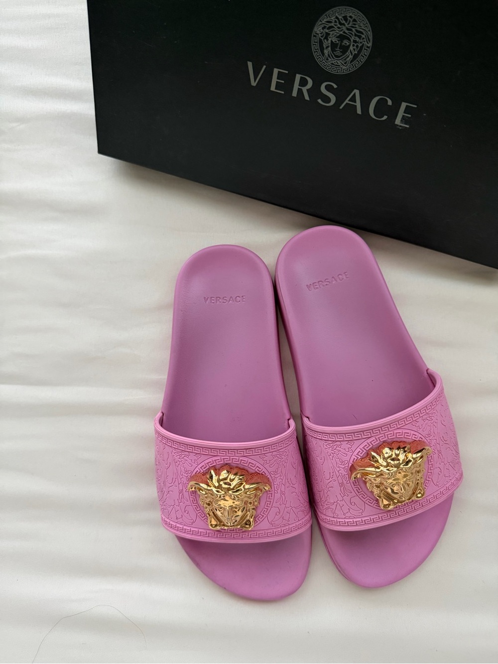 Versace La Medusa Rubber Sliders Pink Sandals